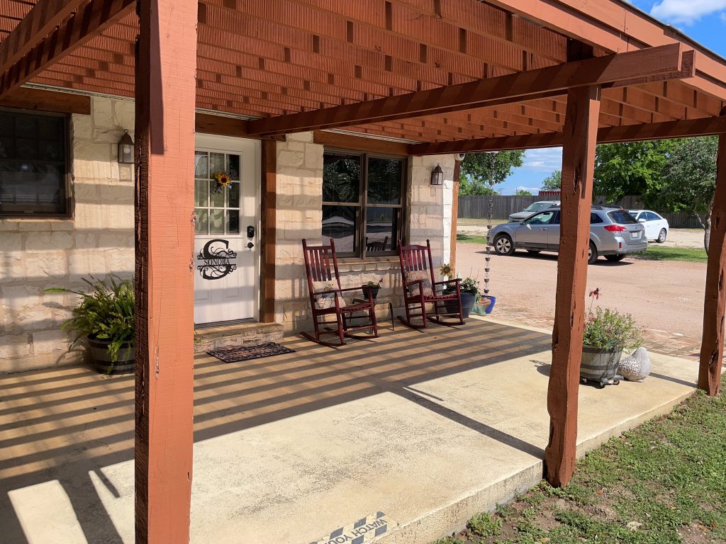 Gruene Cottages - Cottage Patio