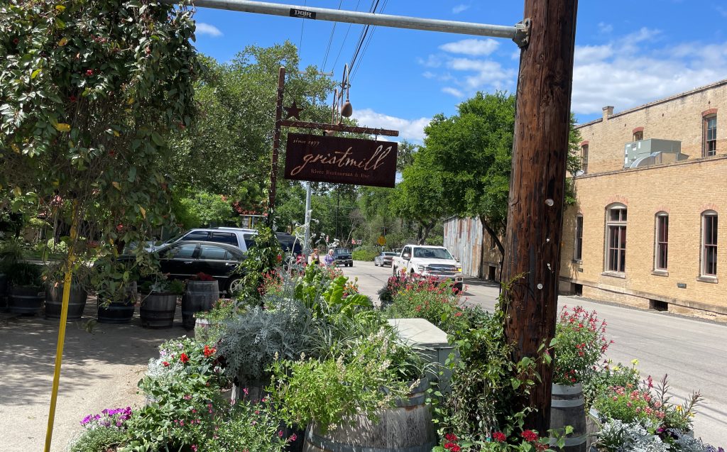 Gristmill River Restaurant - Road Sign