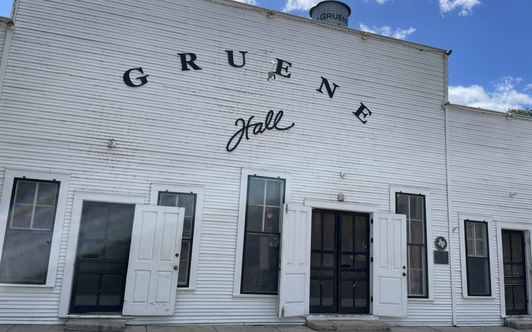 Gruene Hall - Front