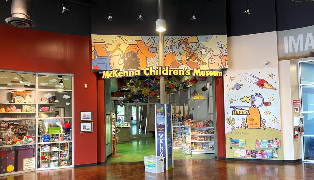 Children Museum - Front Way In