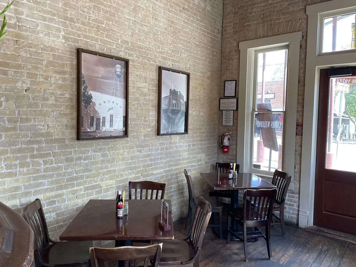 Mozie's Front Entrance