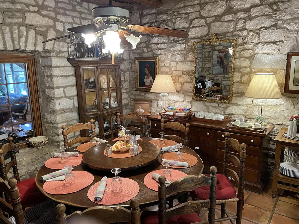 Kuebler Waldrip Haus Bed and Breakfast - Dining Area